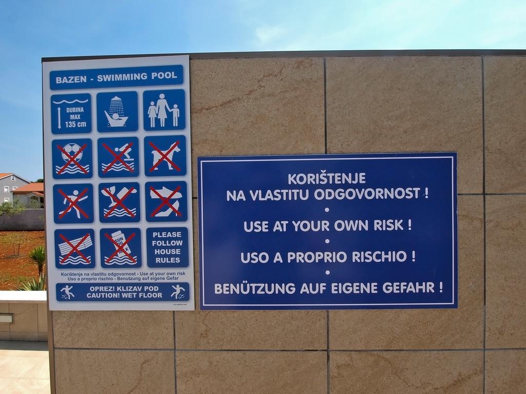 Apartments Mile 1249 Fažana エクステリア 写真