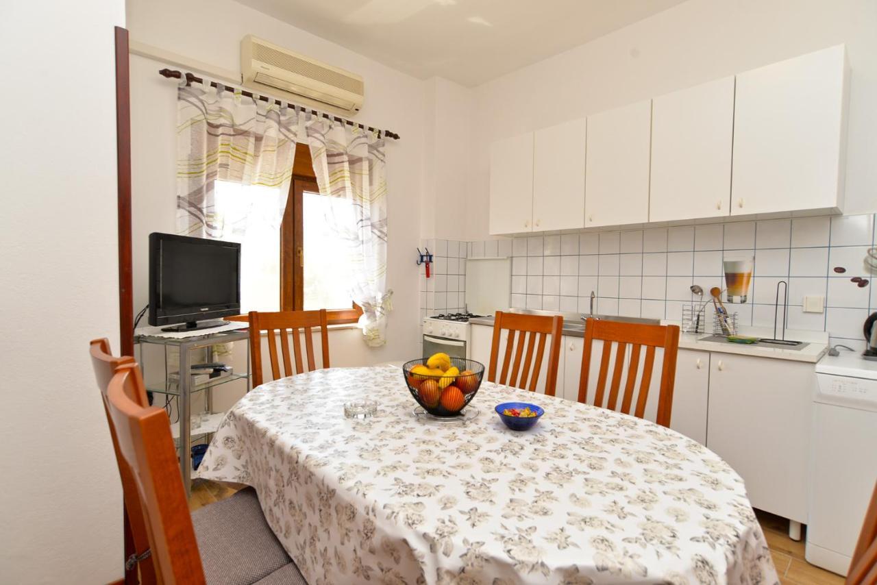 Apartments Mile 1249 Fažana エクステリア 写真