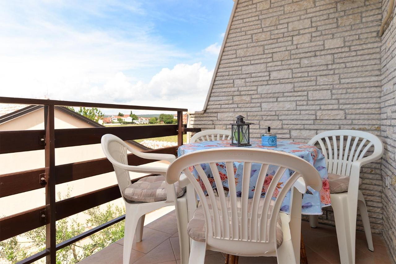 Apartments Mile 1249 Fažana エクステリア 写真