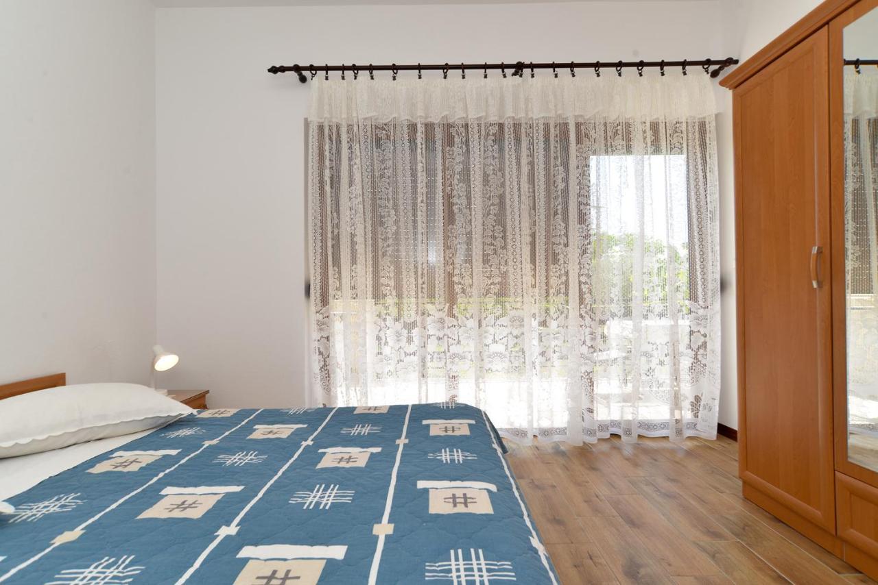 Apartments Mile 1249 Fažana エクステリア 写真